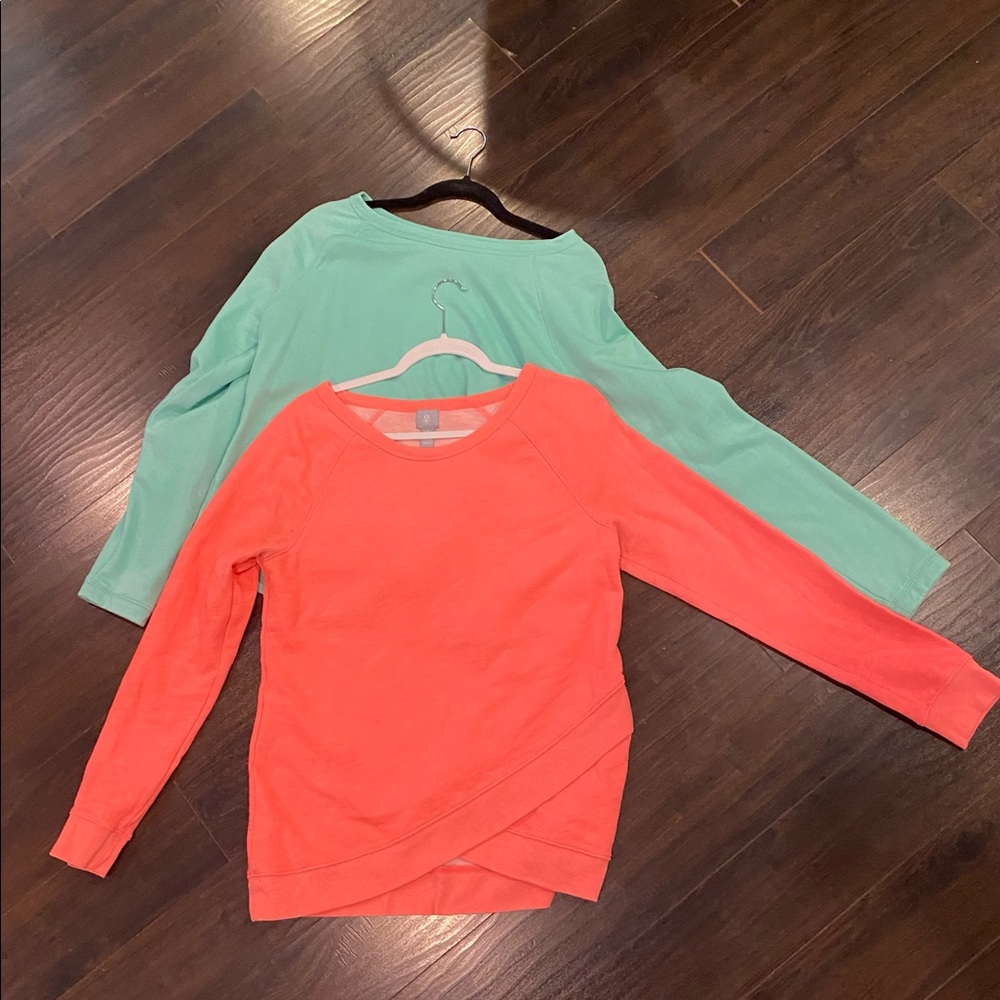 Gap crewneck bundle - M
